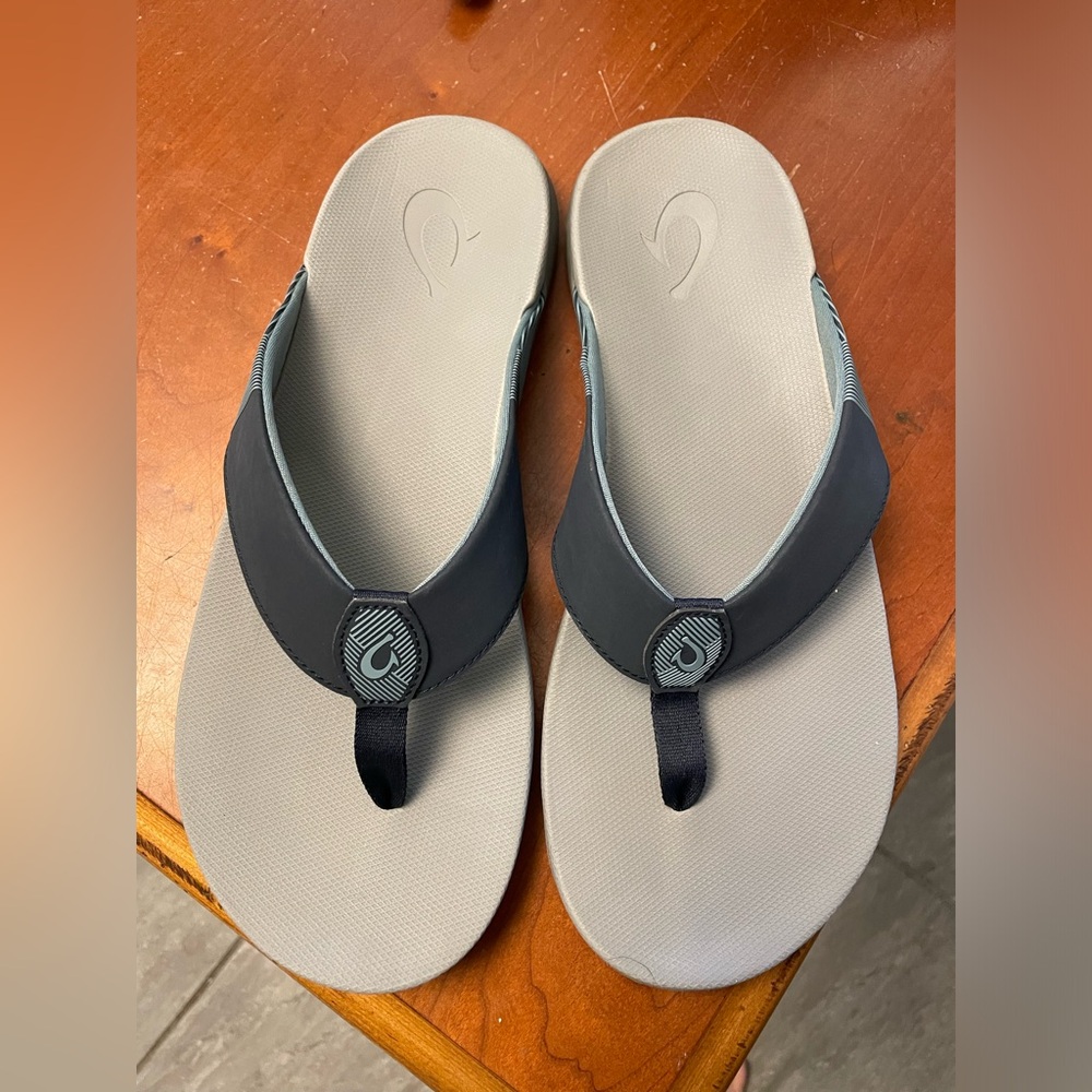 Olukai Malanai Sandal Size 12